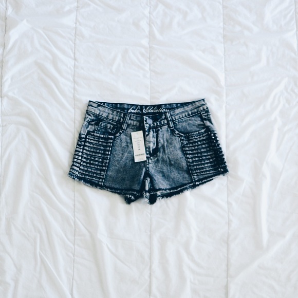 bebe Super Star Stud Cutoff - Picture 1 of 8